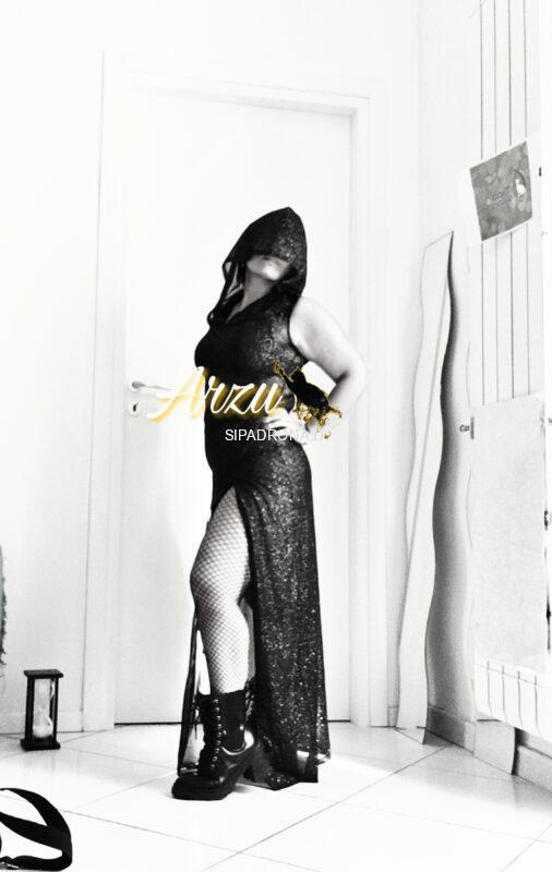 Miss Manuela Arzu